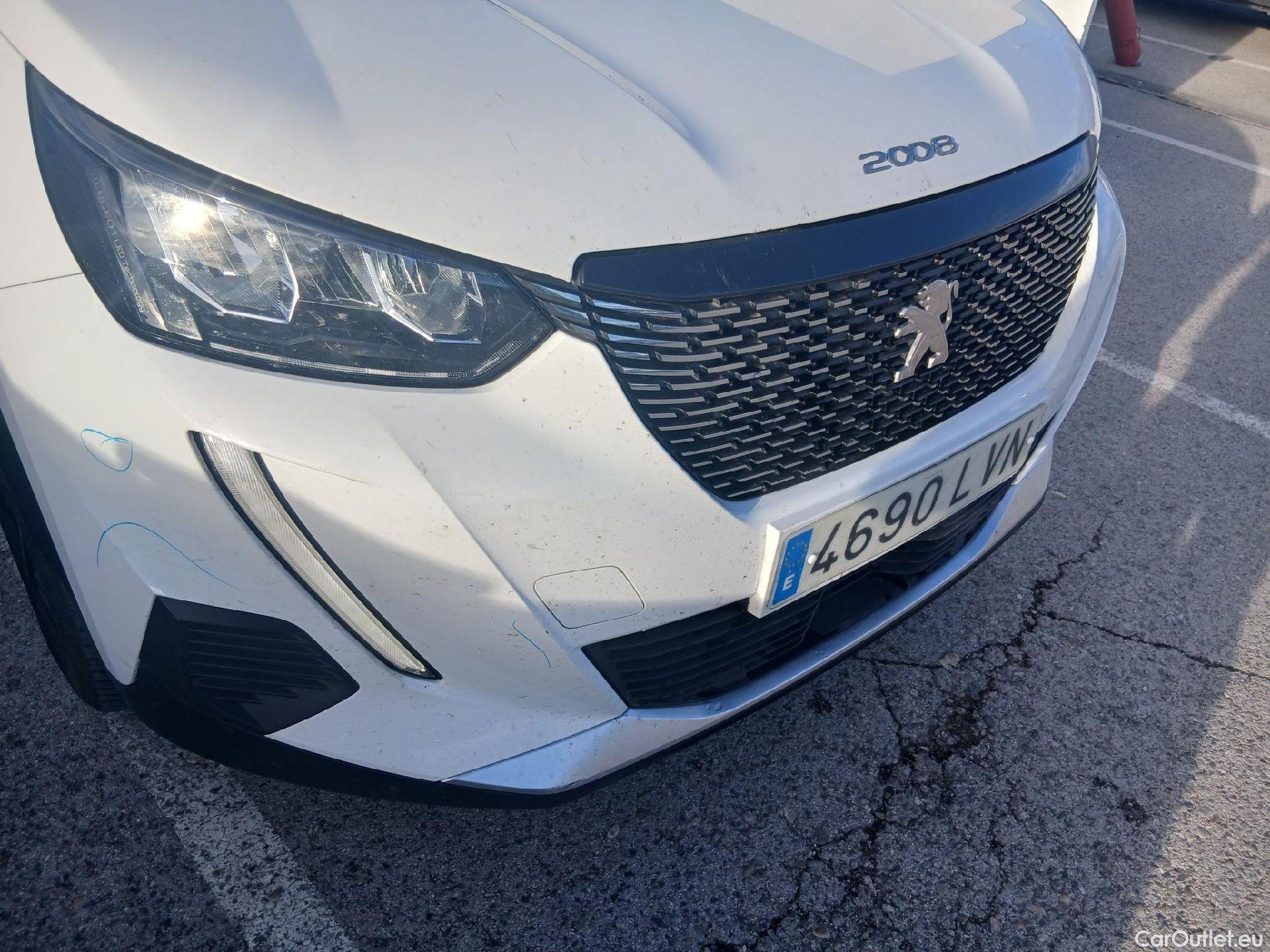  Peugeot  2008 PEUGEOT  / 2019 / 5P / todoterreno Allure BlueHDI 81kW (110CV) #5