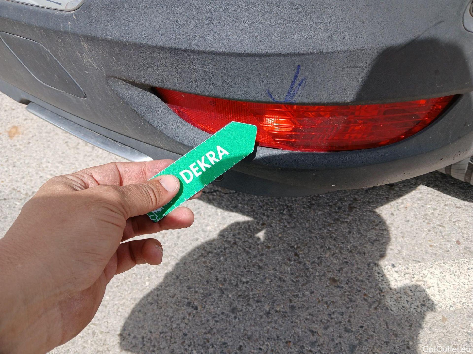  Peugeot  5008 PEUGEOT  / 2020 / 5P / todoterreno 1.5 BlueHDi 96kW S&S GT EAT8 #37