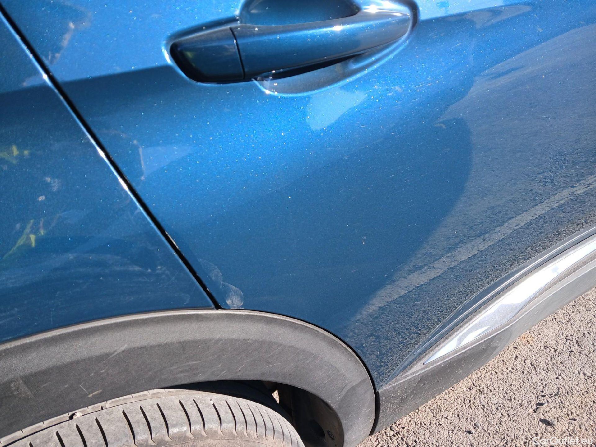  Peugeot  3008 PEUGEOT  / 2020 / 5P / todoterreno 1.5 BlueHDi 96kW S&S GT EAT8 #10