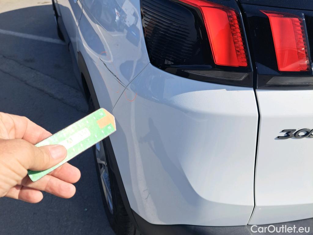  Peugeot  3008 PEUGEOT  / 2016 / 5P / todoterreno 1.5 BlueHDi 96kW (130CV) S&S Active (AC) #40