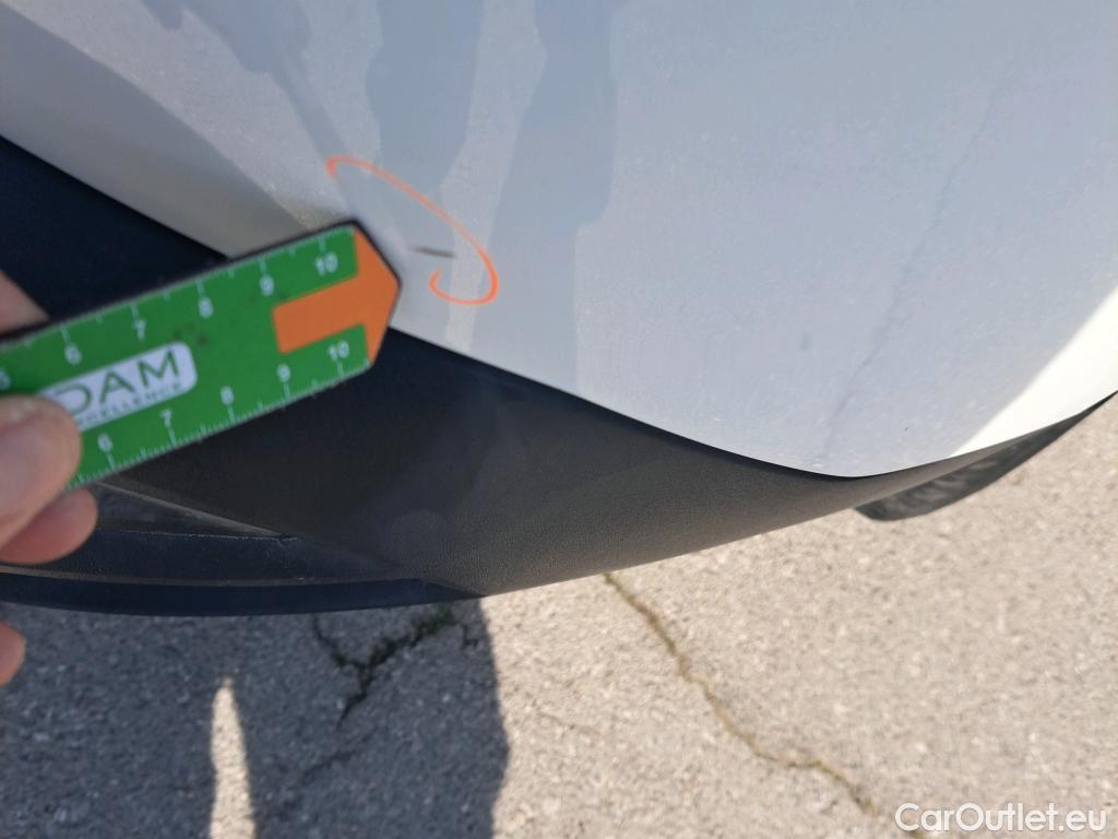  Peugeot  3008 PEUGEOT  / 2016 / 5P / todoterreno 1.5 BlueHDi 96kW (130CV) S&S Active (AC) #36