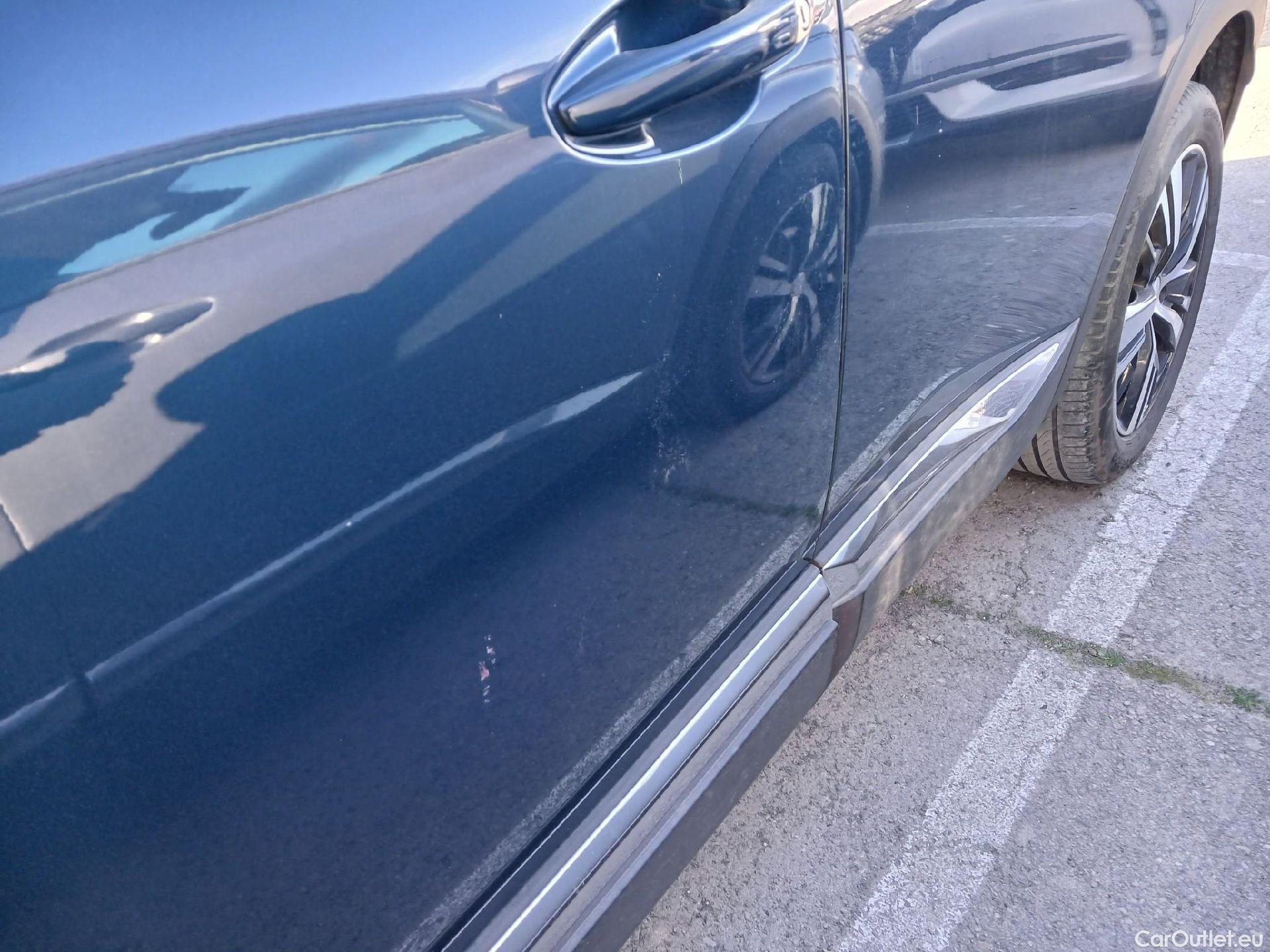  Peugeot  3008 PEUGEOT  / 2020 / 5P / todoterreno 1.5 BlueHDi 96kW S&S GT EAT8 #1