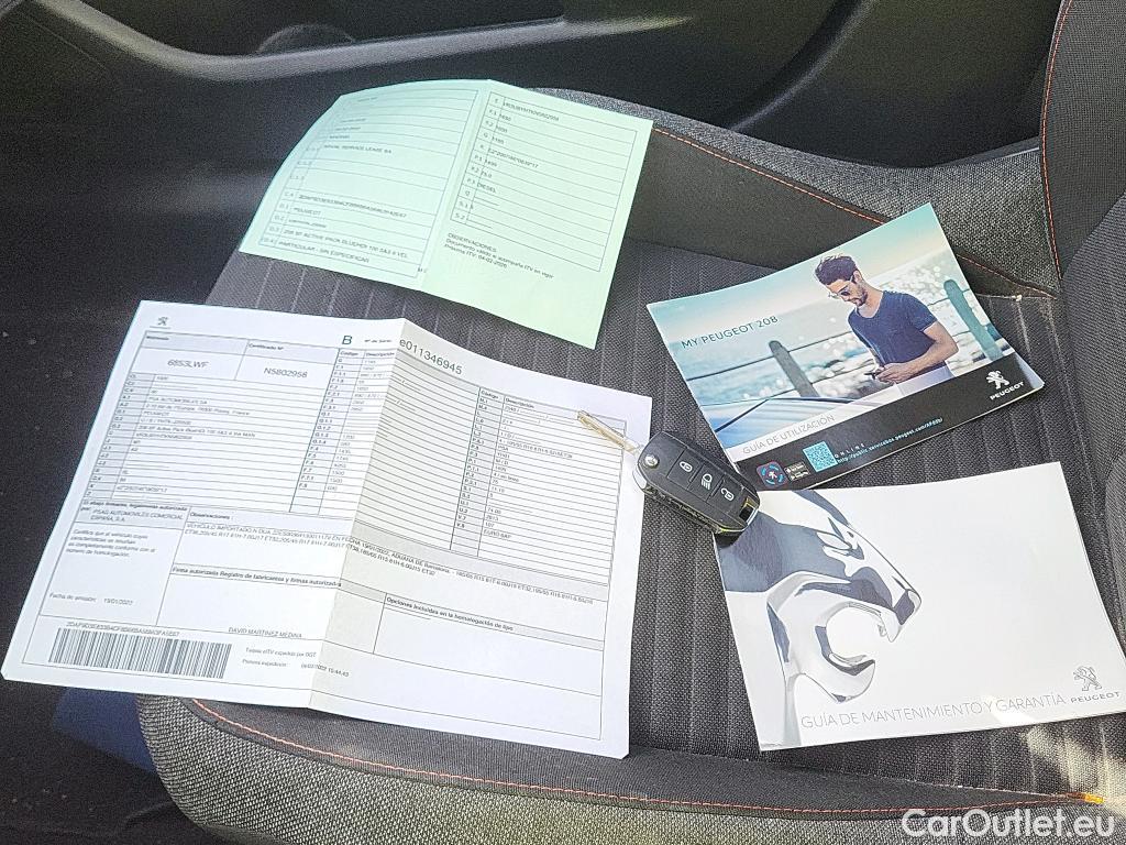  Peugeot  208 PEUGEOT  / 2019 / 5P / berlina con portón BlueHDi 73kW (100CV) Active Pack (AC) #2