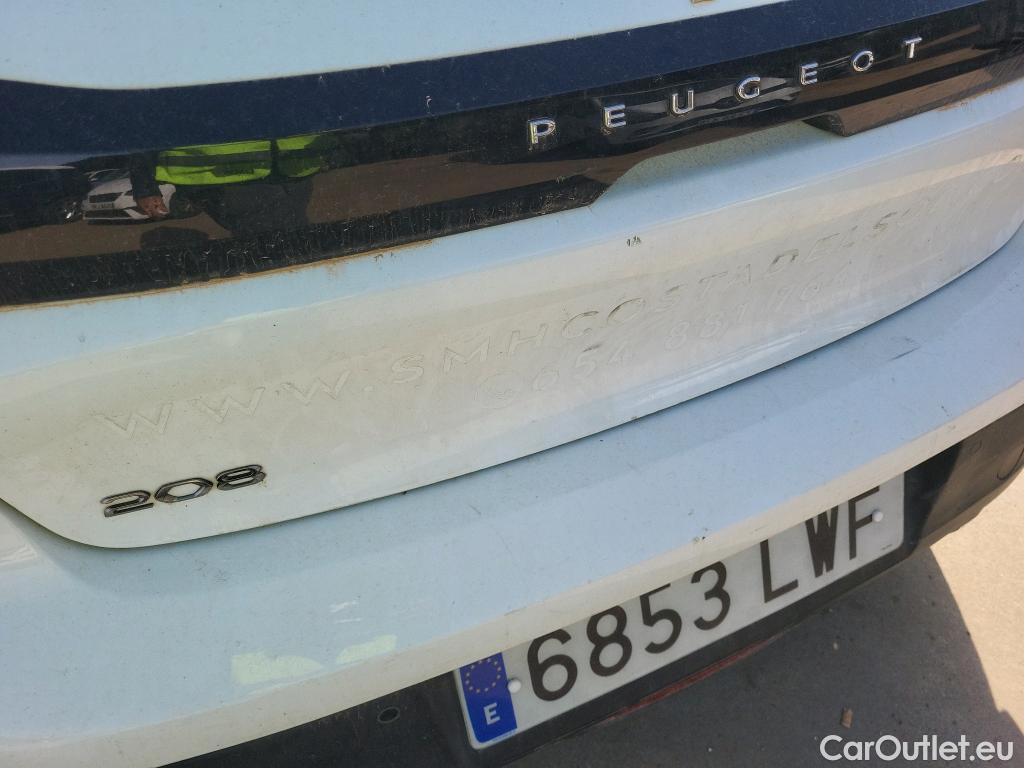  Peugeot  208 PEUGEOT  / 2019 / 5P / berlina con portón BlueHDi 73kW (100CV) Active Pack (AC) #10