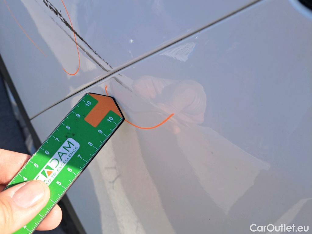  Peugeot  3008 PEUGEOT  / 2016 / 5P / todoterreno 1.5 BlueHDi 96kW (130CV) S&S Active (AC) #41