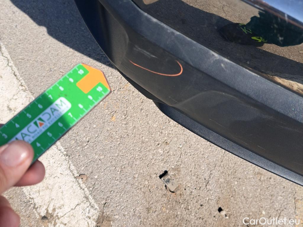  Peugeot  3008 PEUGEOT  / 2016 / 5P / todoterreno 1.5 BlueHDi 96kW (130CV) S&S Active (AC) #18