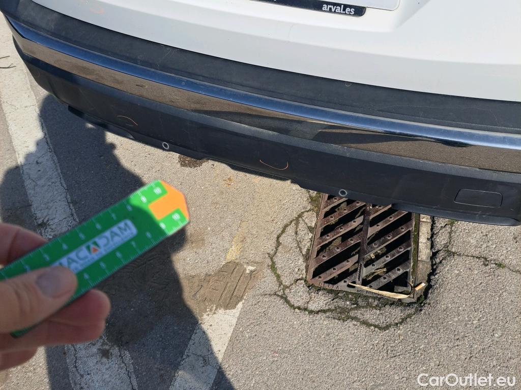  Peugeot  3008 PEUGEOT  / 2016 / 5P / todoterreno 1.5 BlueHDi 96kW (130CV) S&S Active (AC) #16