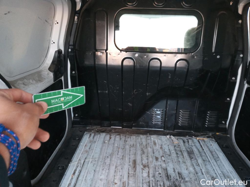  Dacia  Dokker DACIA  / 2013 / 4P / furgón derivado de turismo Van Essential 1.6 80kW (110CV) GLP #15