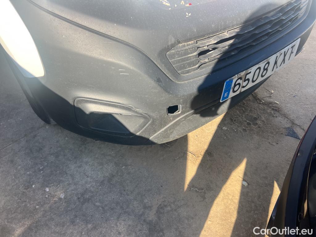  Fiat  Fiorino FIAT  / 2016 / 3P / furgón derivado de turismo Cargo Base 1.3 Mjet 59kW (80CV) E6 #14