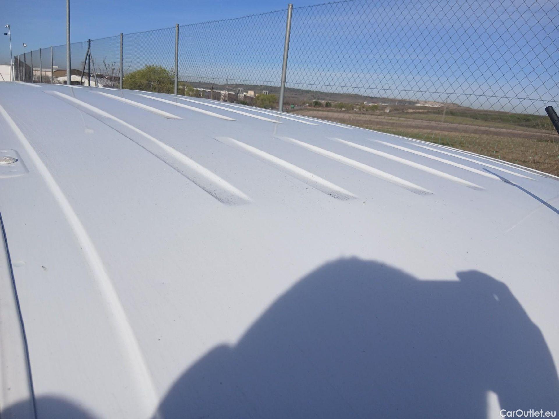  Peugeot  Partner PEUGEOT  / 2018 / 4P / furgón derivado de turismo Premium Standard 600kg BlueHDi 73kW (AC) #41