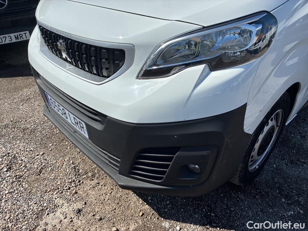  Peugeot  Expert PEUGEOT  / 2016 / 4P / furgón Furgón Premium 2.0 BlueHDi 120 Compact #31