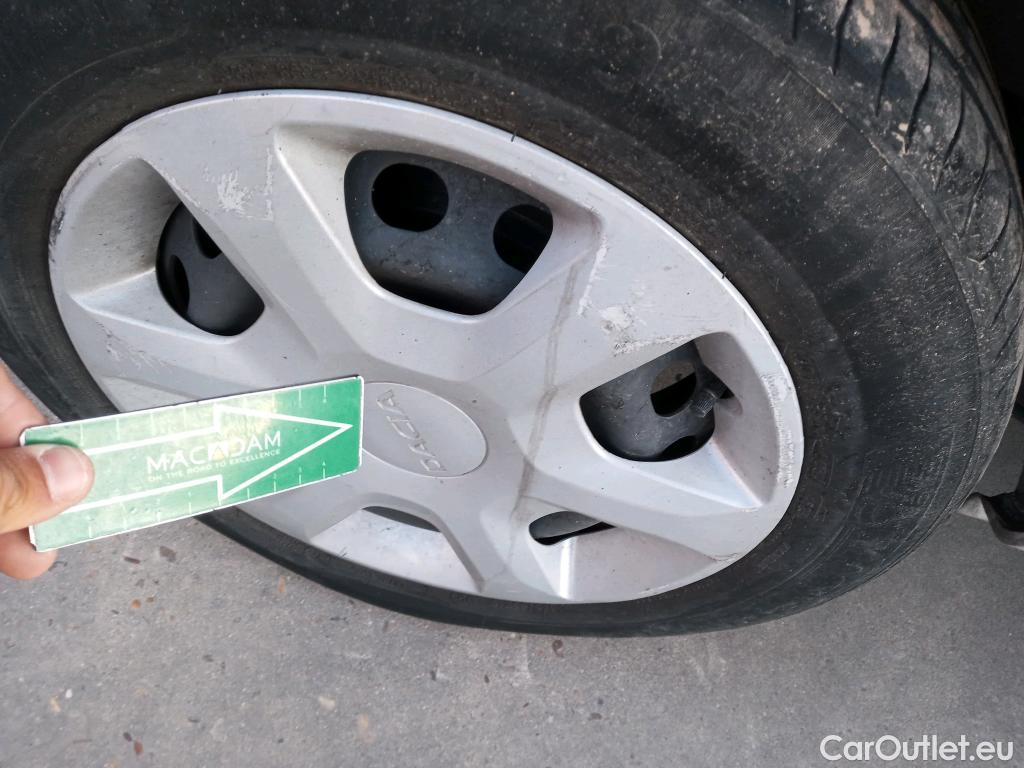  Dacia  Dokker DACIA  / 2013 / 4P / furgón derivado de turismo Van Essential 1.6 80kW (110CV) GLP #37