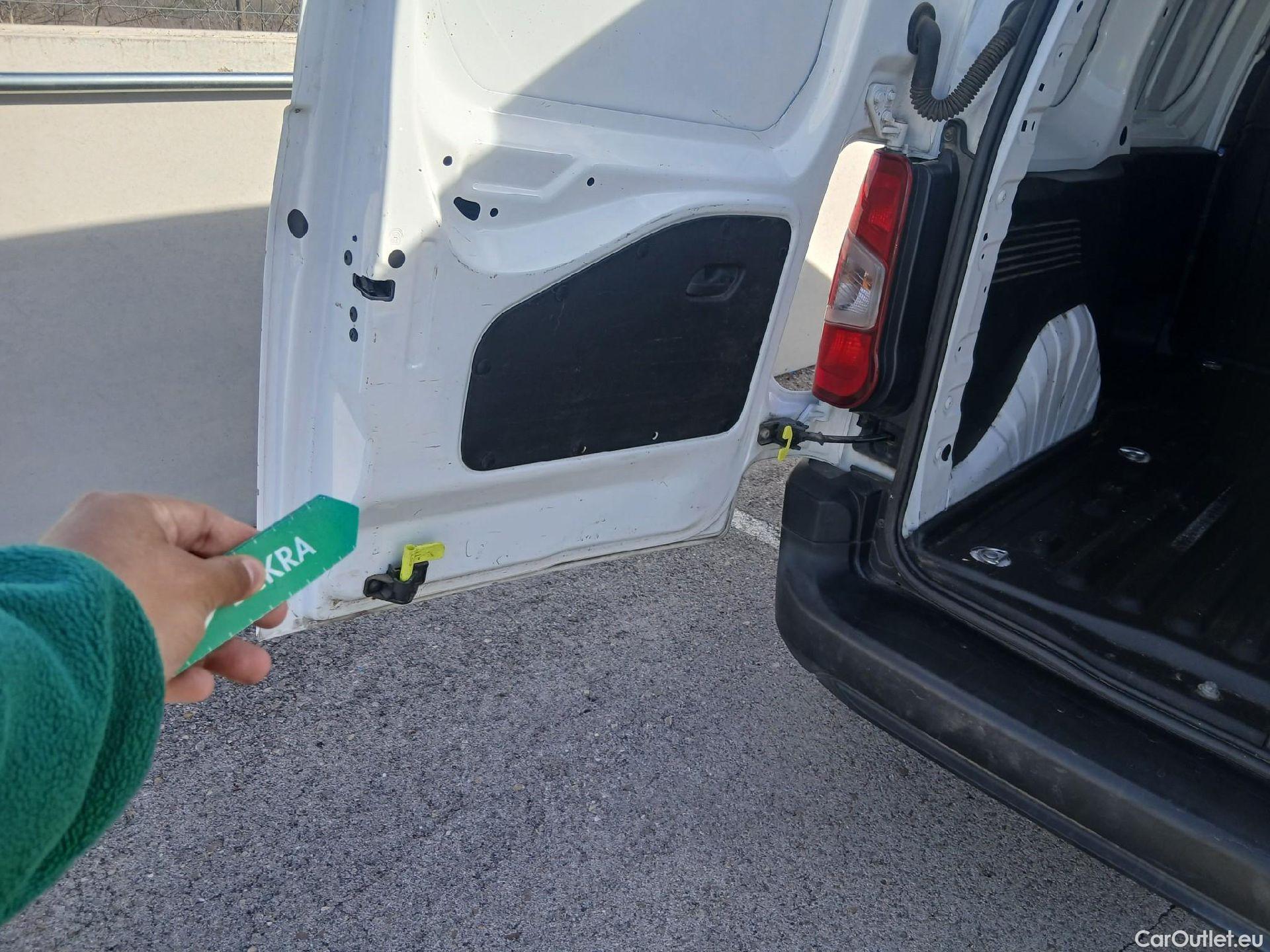  Peugeot  Partner PEUGEOT  / 2018 / 4P / furgón derivado de turismo Premium Standard 600kg BlueHDi 73kW (AC) #6