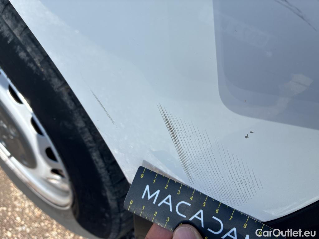  Peugeot  Expert PEUGEOT  / 2016 / 4P / furgón Furgón Premium 2.0 BlueHDi 120 Compact #28