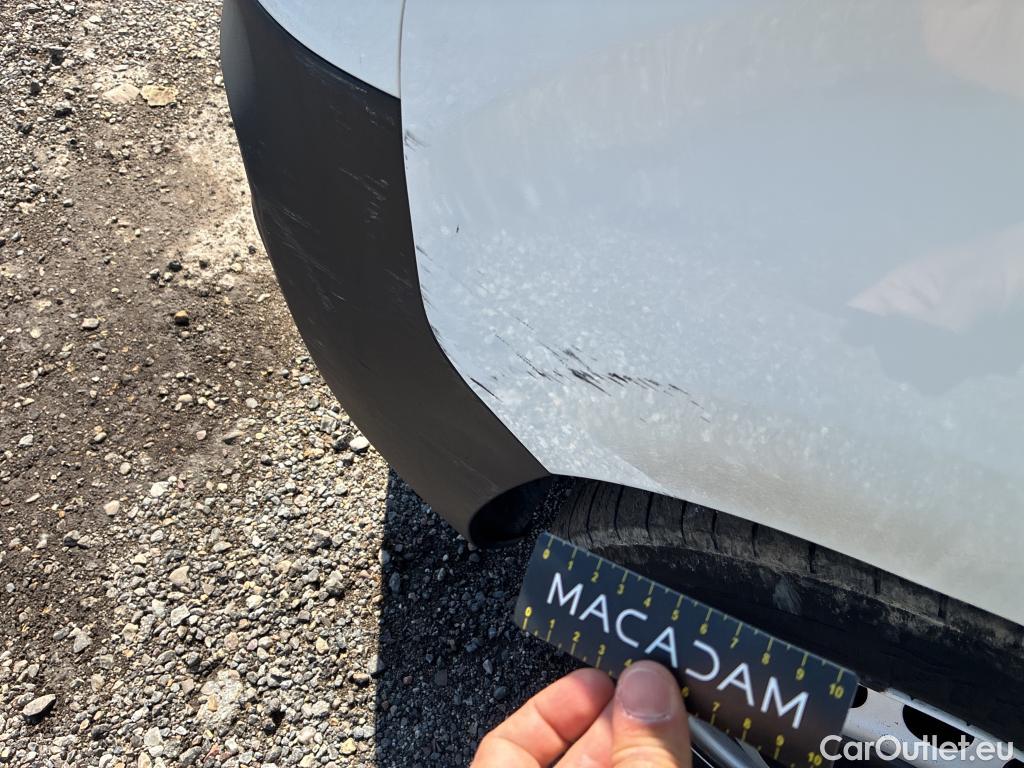  Peugeot  Expert PEUGEOT  / 2016 / 4P / furgón Furgón Premium 2.0 BlueHDi 120 Compact #24