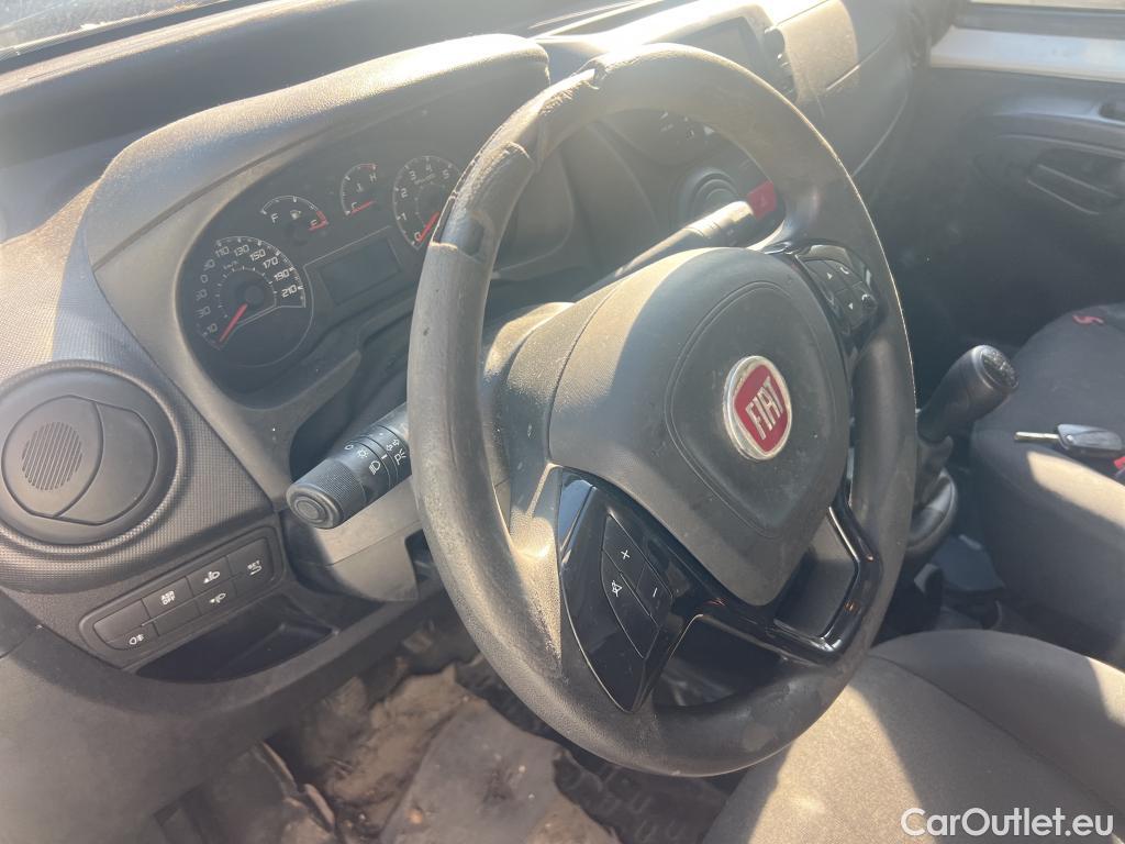 Fiat  Fiorino FIAT  / 2016 / 3P / furgón derivado de turismo Cargo Base 1.3 Mjet 59kW (80CV) E6 #1