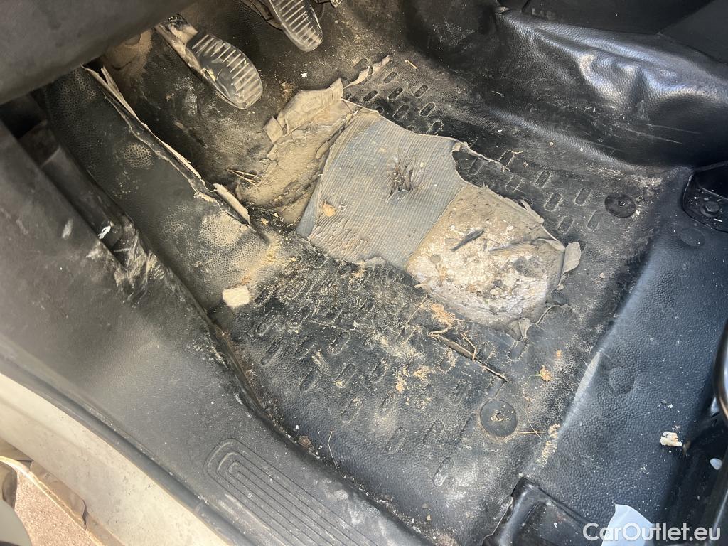  Fiat  Fiorino FIAT  / 2016 / 3P / furgón derivado de turismo Cargo Base 1.3 Mjet 59kW (80CV) E6 #3