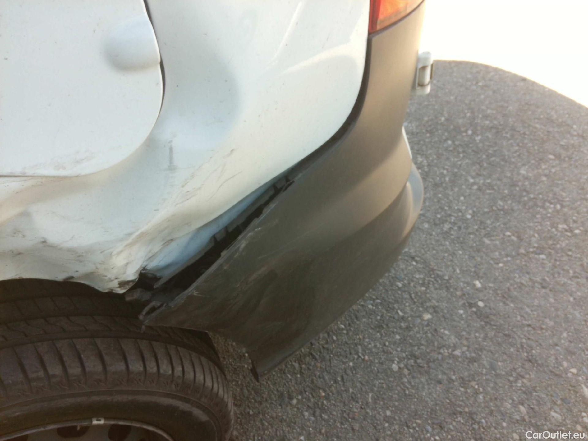  Ford  Transit FORD  Courier/2014/4P/furgón der.turis Van 1.5 TDCi 56kW Trend #19