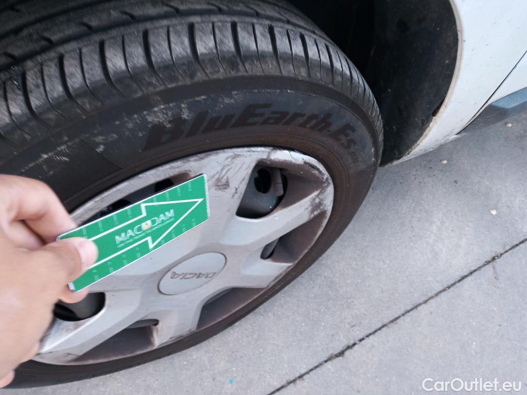  Dacia  Dokker DACIA  / 2013 / 4P / furgón derivado de turismo Van Essential 1.6 80kW (110CV) GLP #35