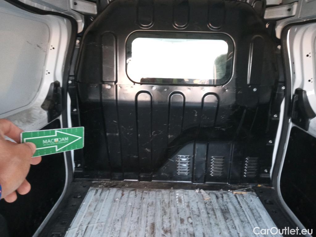  Dacia  Dokker DACIA  / 2013 / 4P / furgón derivado de turismo Van Essential 1.6 80kW (110CV) GLP #16