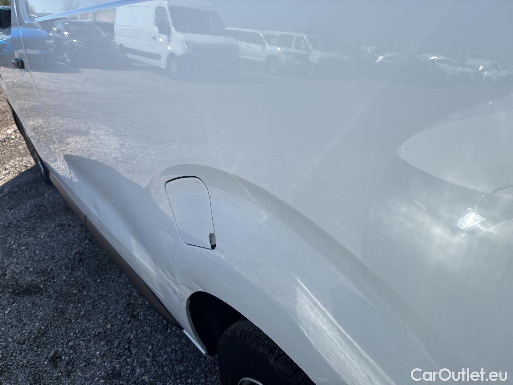  Peugeot  Expert PEUGEOT  / 2016 / 4P / furgón Furgón Premium 2.0 BlueHDi 120 Compact #8