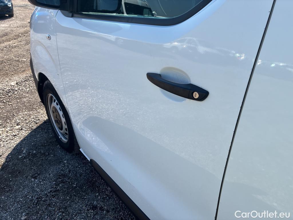  Peugeot  Expert PEUGEOT  / 2016 / 4P / furgón Furgón Premium 2.0 BlueHDi 120 Compact #21