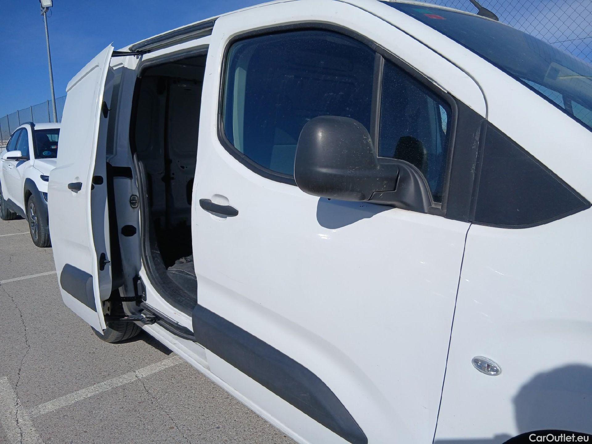  Toyota  Proace TOYOTA  CITY 1.5D 75kW (100CV) GX 650kg Media (AC) #40