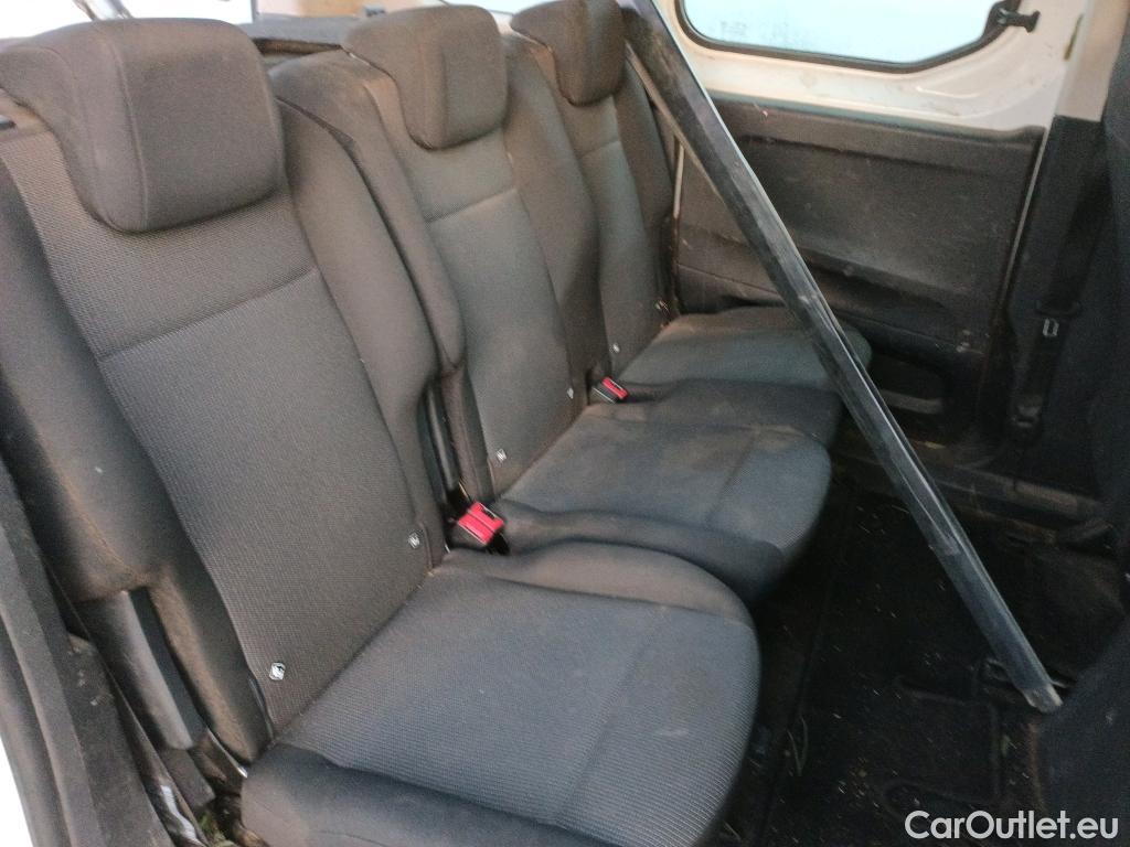  Peugeot  RIFTER PEUGEOT  / 2018 / 4P / combi Active Standard BlueHDi 73kW (IND) #31