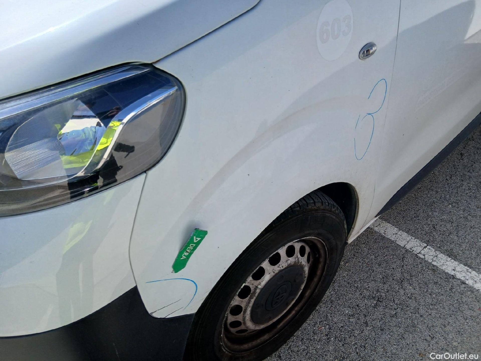  Toyota  Proace TOYOTA  / 2016 / 4P / furgón FU. MEDIO (L1) 2.0D 90kW COMFORT CARGA + #12