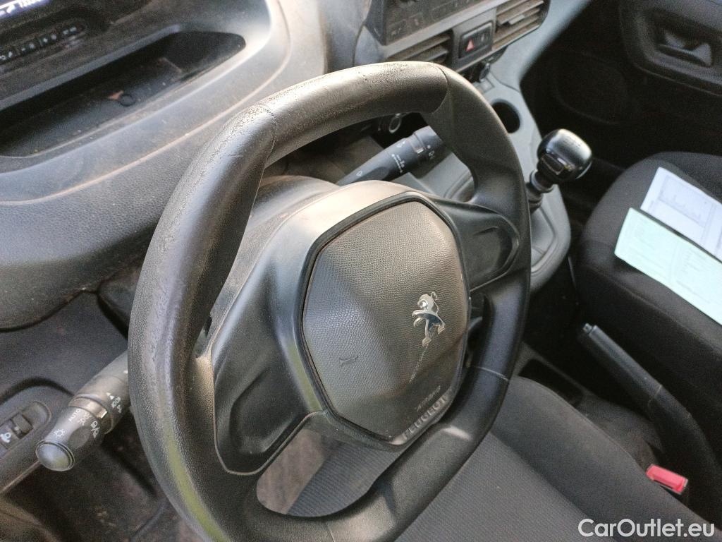  Peugeot  RIFTER PEUGEOT  / 2018 / 4P / combi Active Standard BlueHDi 73kW (IND) #60