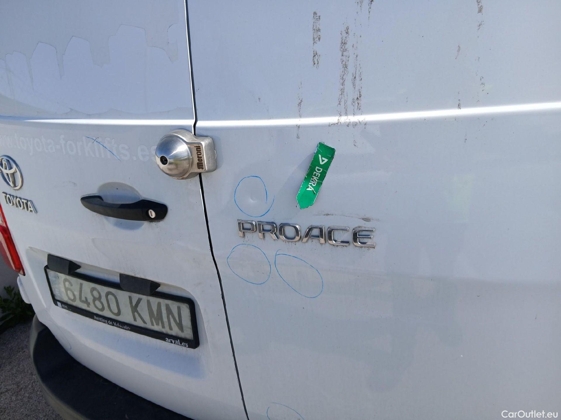  Toyota  Proace TOYOTA  / 2016 / 4P / furgón FU. MEDIO (L1) 2.0D 90kW COMFORT CARGA + #30