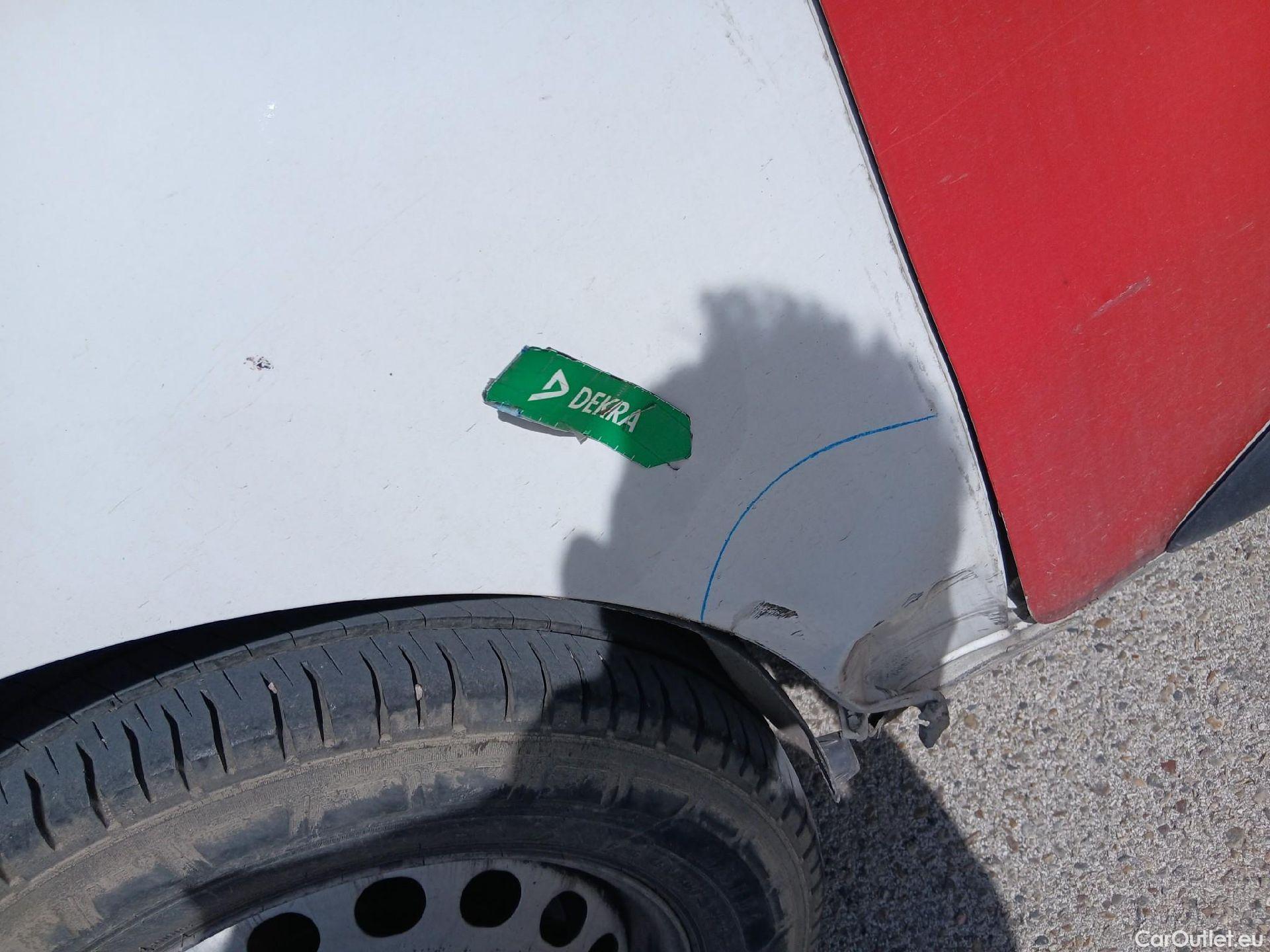  Toyota  Proace TOYOTA  / 2016 / 4P / furgón FU. MEDIO (L1) 2.0D 90kW COMFORT CARGA + #37