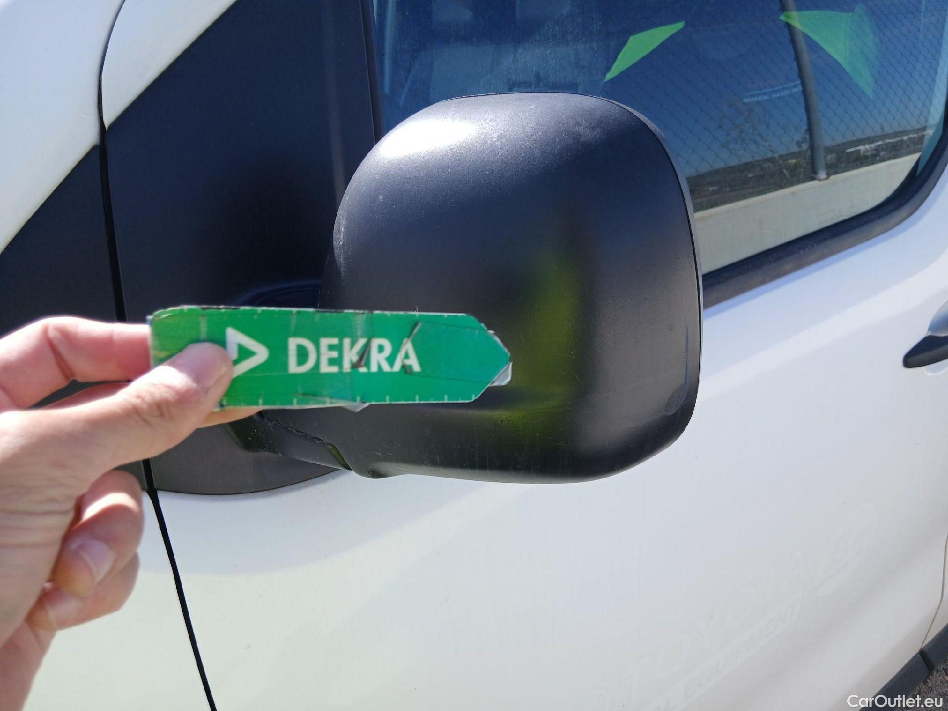  Toyota  Proace TOYOTA  / 2016 / 4P / furgón FU. MEDIO (L1) 2.0D 90kW COMFORT CARGA + #14