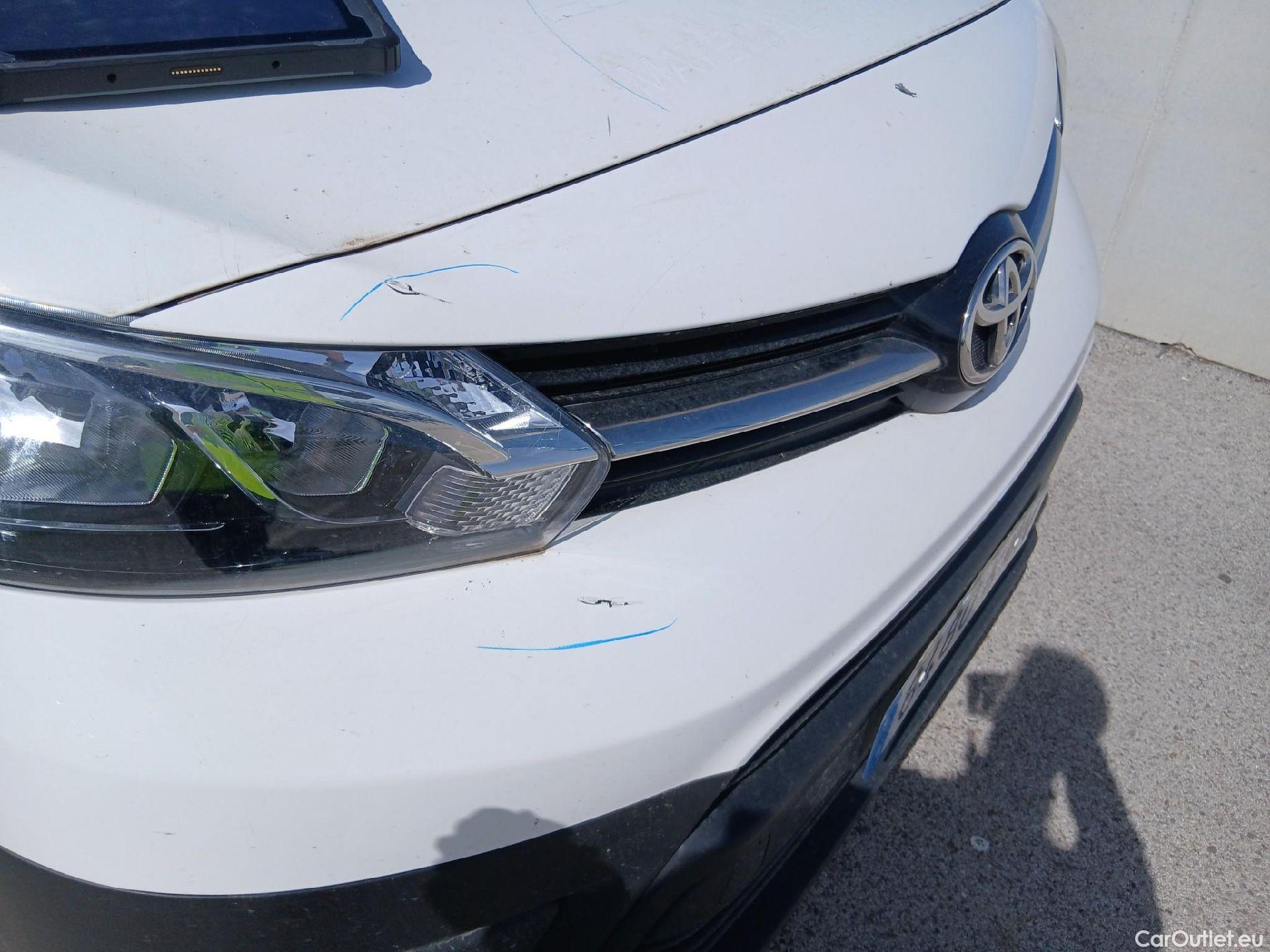  Toyota  Proace TOYOTA  / 2016 / 4P / furgón FU. MEDIO (L1) 2.0D 90kW COMFORT CARGA + #7