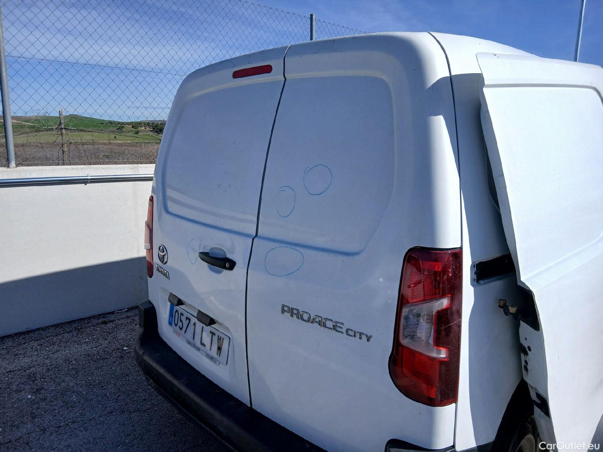  Toyota  Proace TOYOTA  CITY 1.5D 75kW (100CV) GX 650kg Media (AC) #30