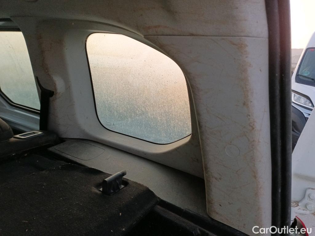  Peugeot  RIFTER PEUGEOT  / 2018 / 4P / combi Active Standard BlueHDi 73kW (IND) #44