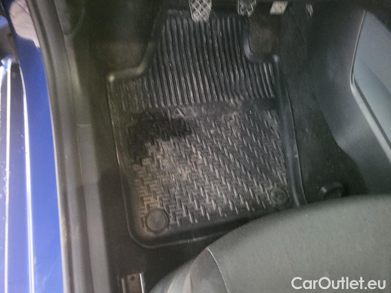  Skoda  Fabia  3 (2015)  1.0TSI 70 Active #12