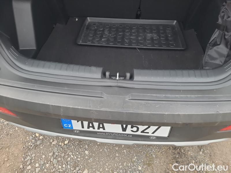  Hyundai  Bayon   (2021)  1.2i Play 5d #13