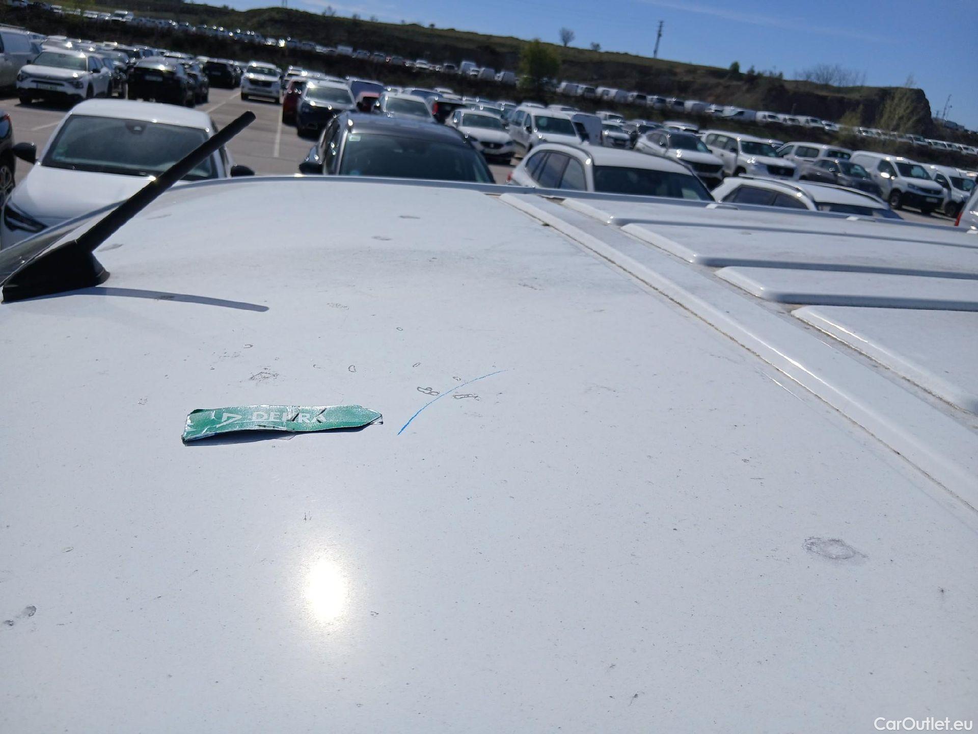  Toyota  Proace TOYOTA  / 2016 / 4P / furgón FU. MEDIO (L1) 2.0D 90kW COMFORT CARGA + #21