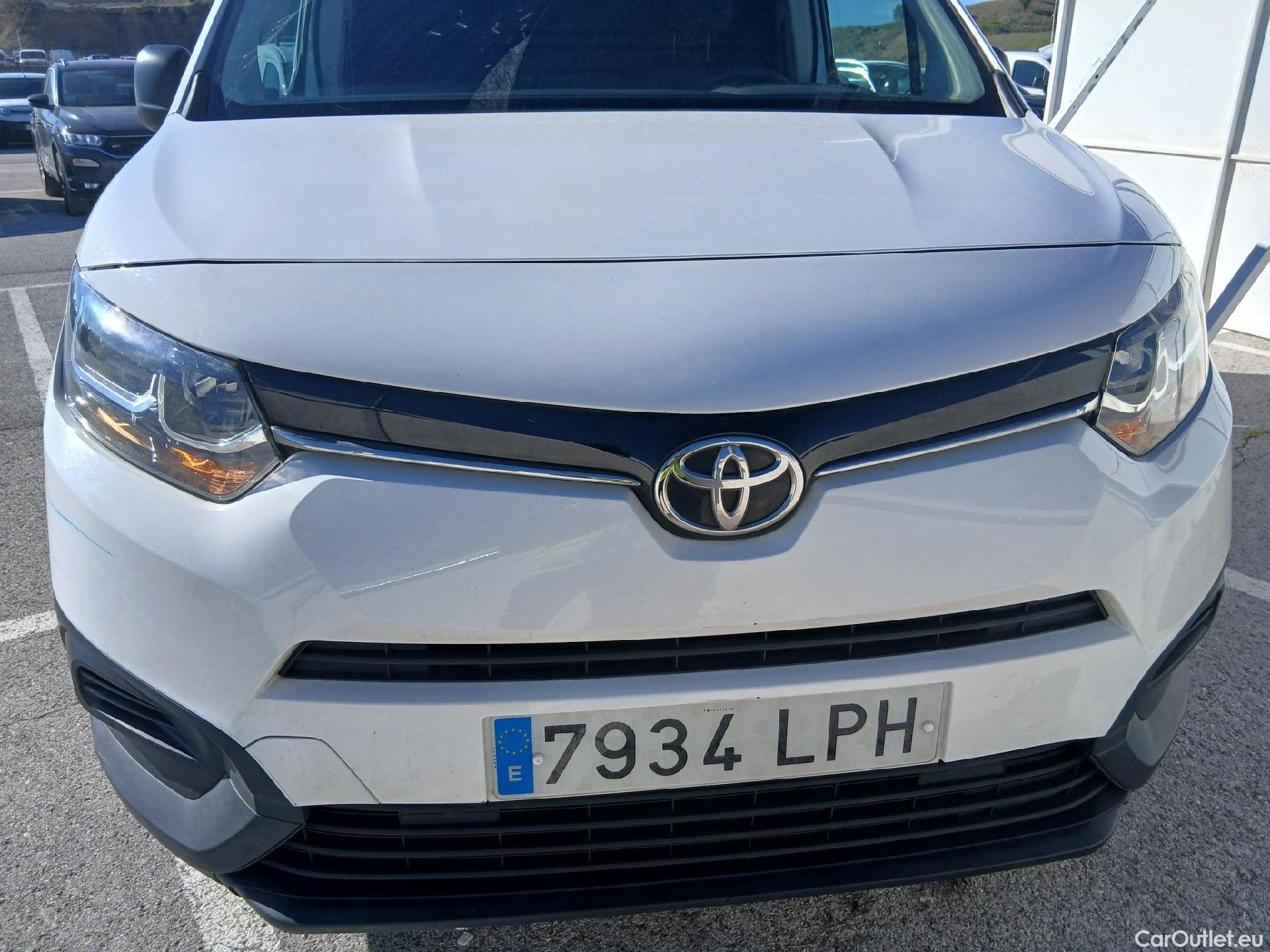  Toyota  Proace TOYOTA  City/2020/4P/furgón derivado de turismo 1.5D 56kW (75CV) GX 650kg Media #5