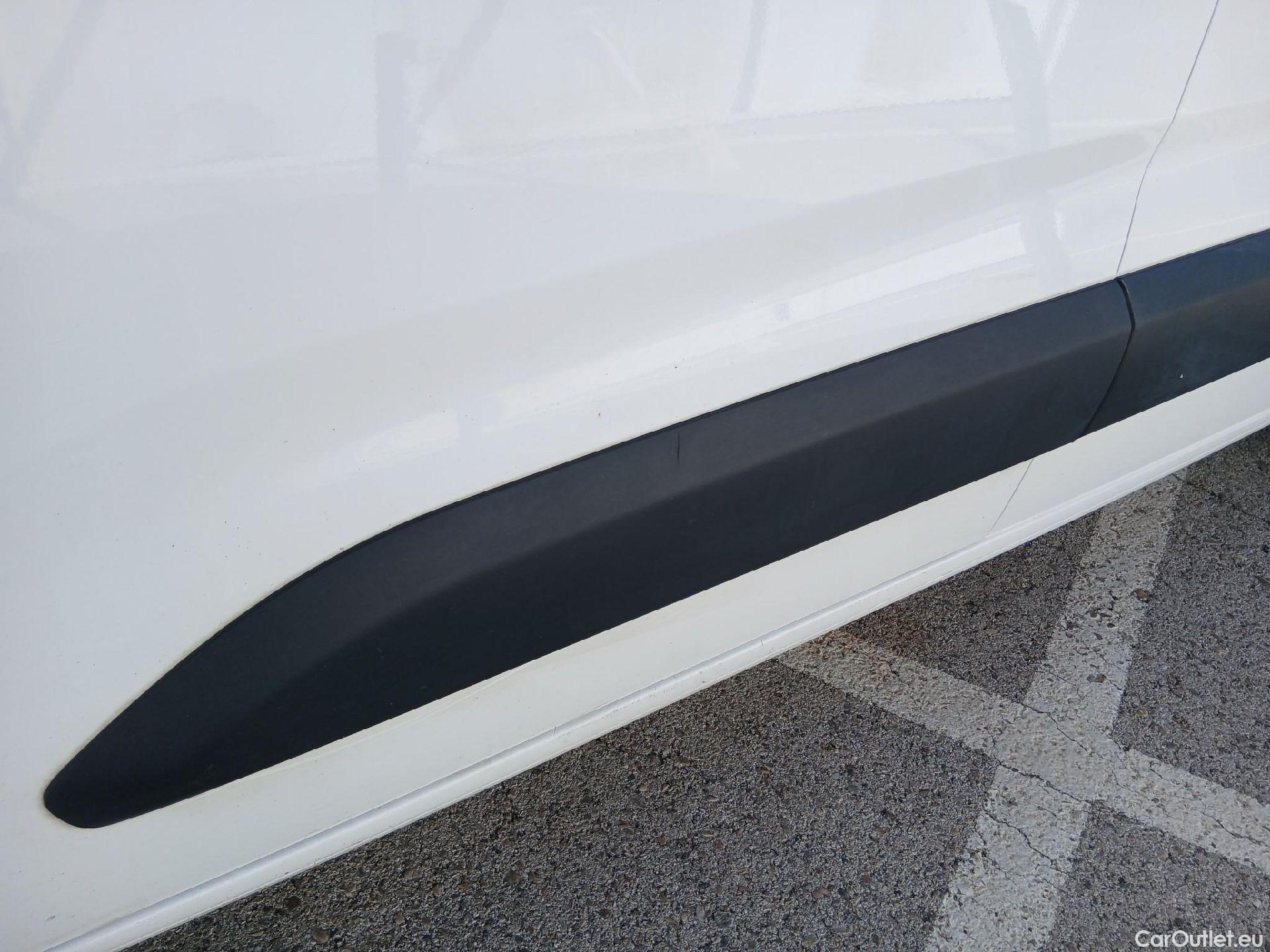  Toyota  Proace TOYOTA  City/2020/4P/furgón derivado de turismo 1.5D 56kW (75CV) GX 650kg Media #14