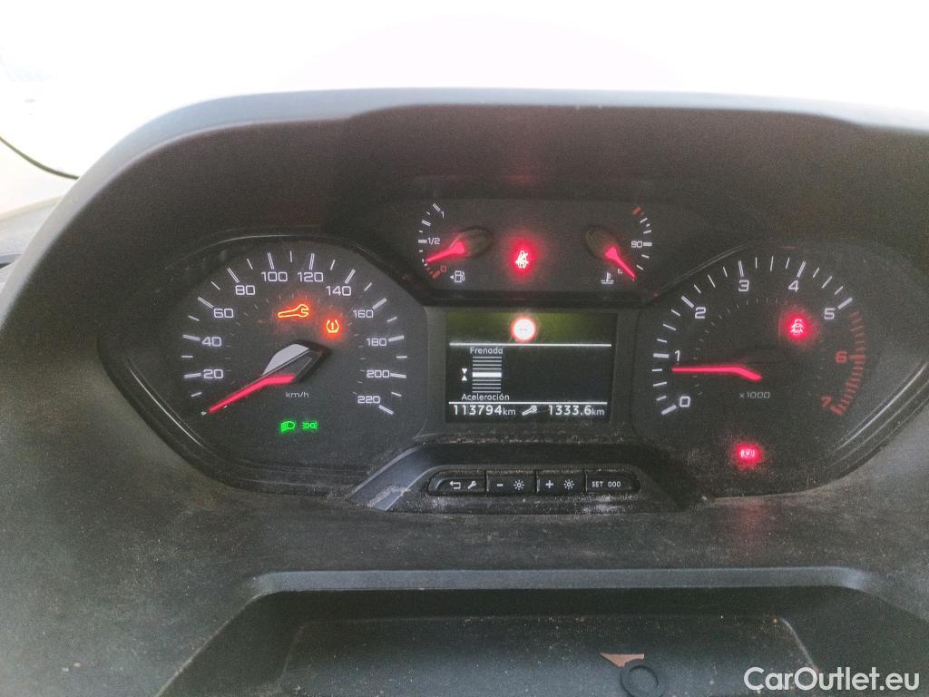  Peugeot  RIFTER PEUGEOT  / 2018 / 4P / combi Active Standard BlueHDi 73kW (IND) #71