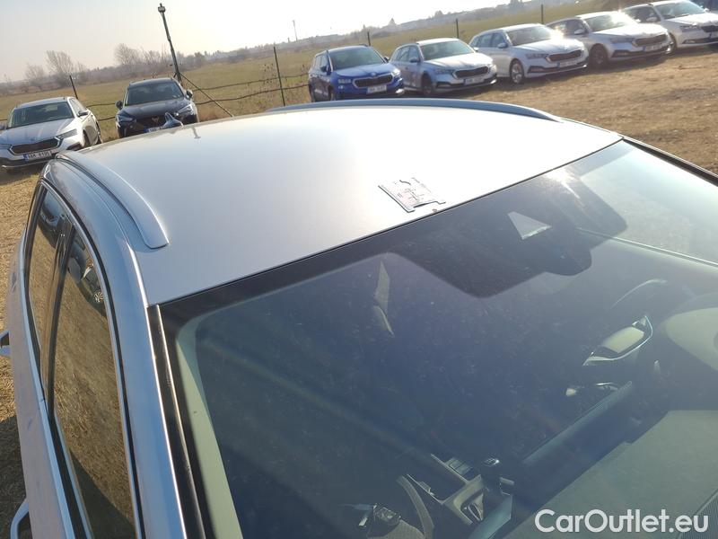  Skoda  Octavia  Combi (NX3)(2020) Oct.Combi 1.5TSI 110 Style #19