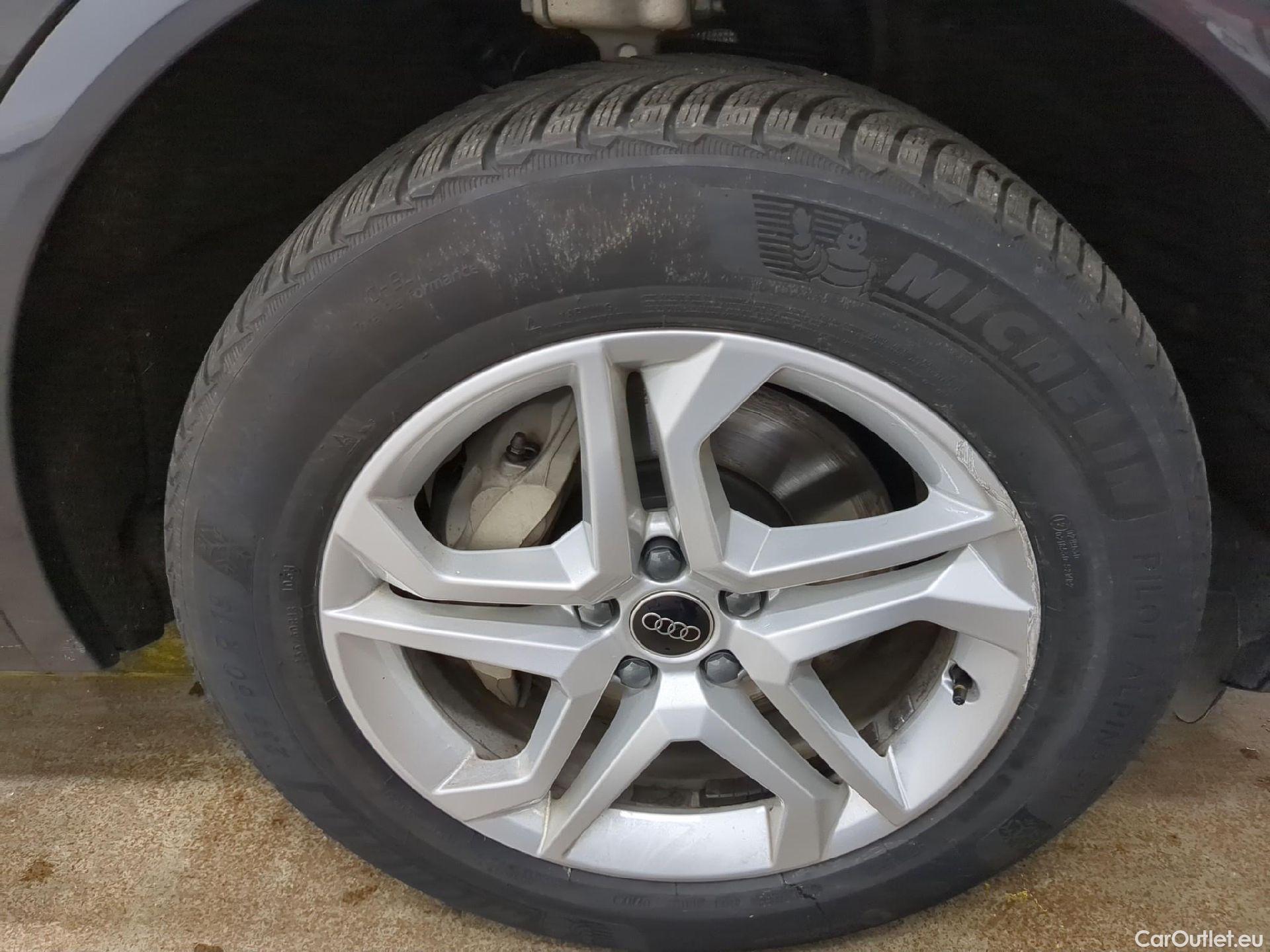  Audi  Q5 AUDI  / 2020 / 5P / SUV 50 TFSI e 299 QTT S TRO 7 BUSINESS EXE #1