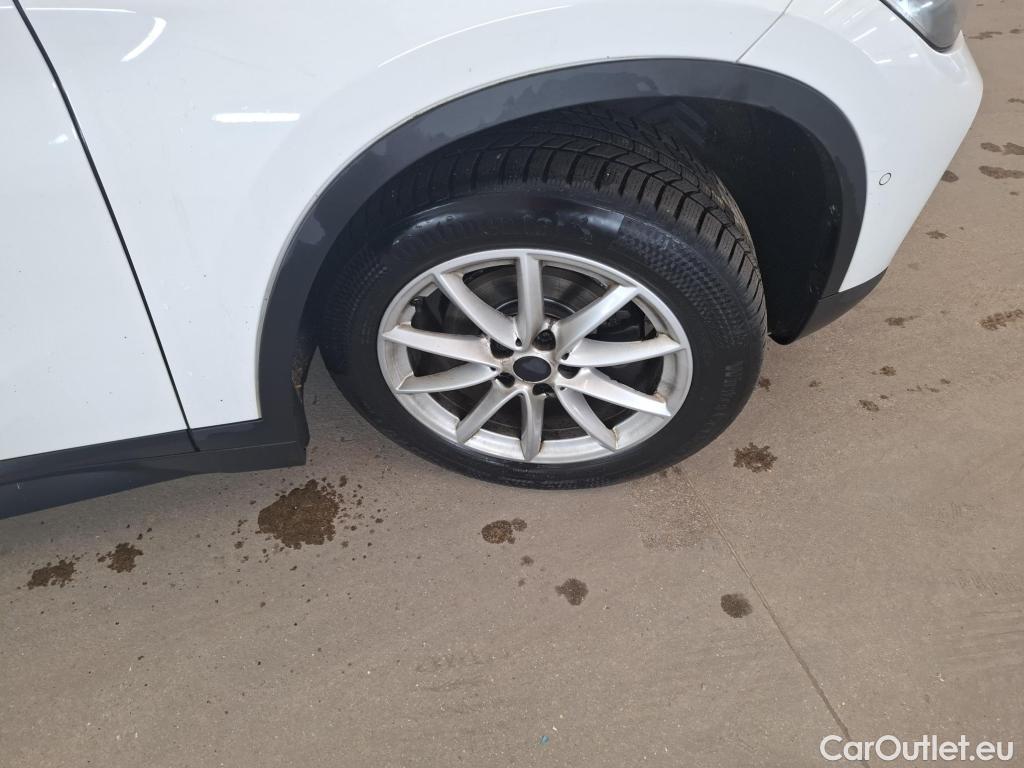  Bmw  X1 BMW  / 2019 / 5P / SUV sDrive16d Business Design #25