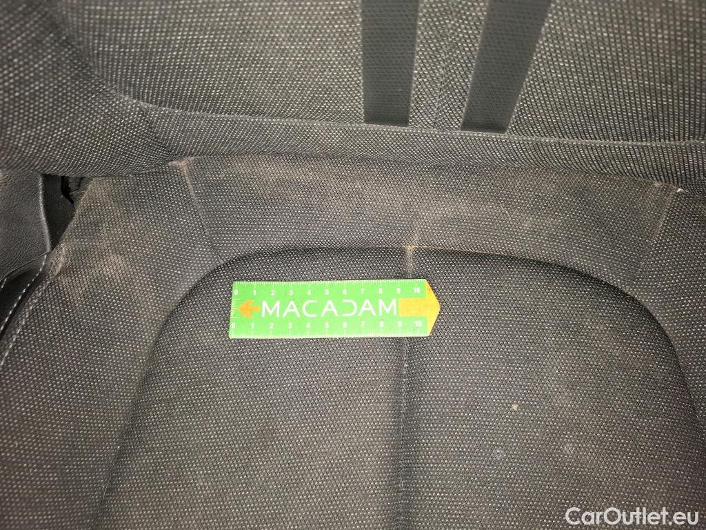  Bmw  Serie 1 BMW Série 1 / 2019 / 5P / Berline 118i DKG7 Business Design #67