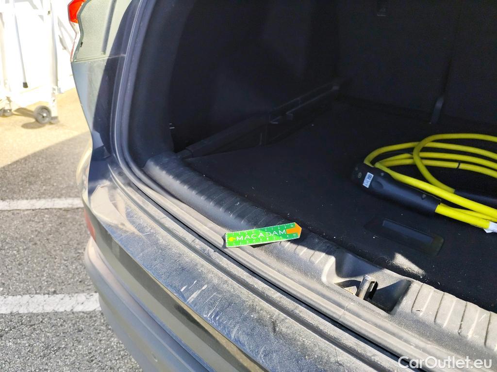  Audi  Q4 E-Tron  40 e-tron Executive 82kWh BVA #13