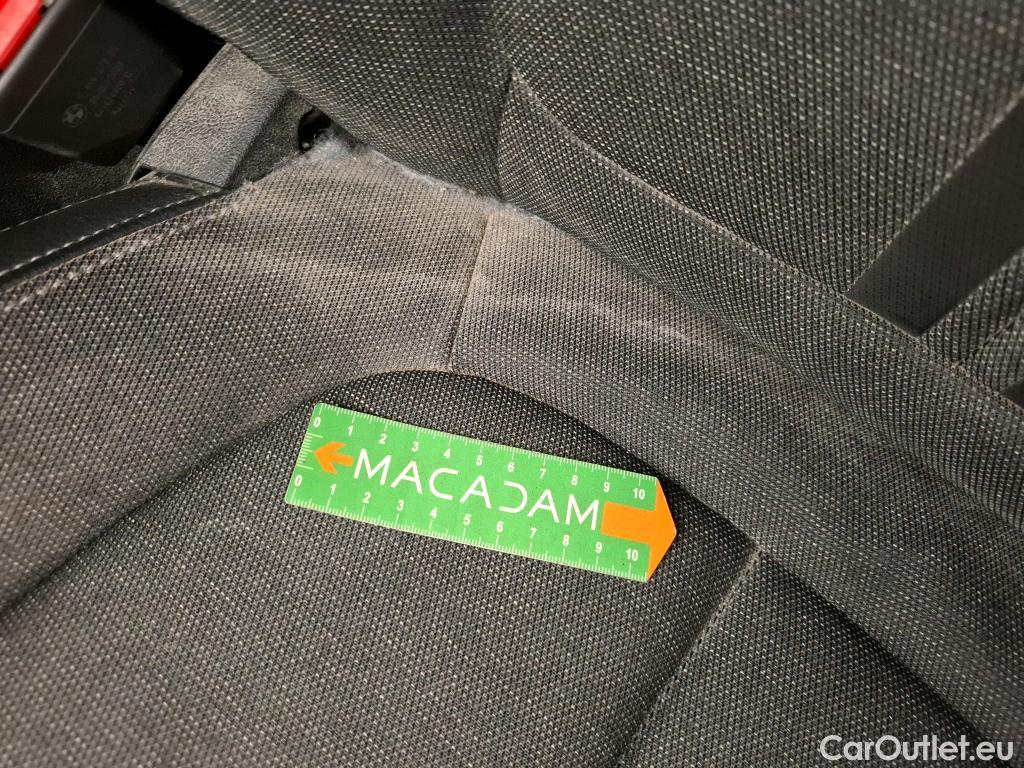  Bmw  Serie 1 BMW Série 1 / 2019 / 5P / Berline 118i DKG7 Business Design #65