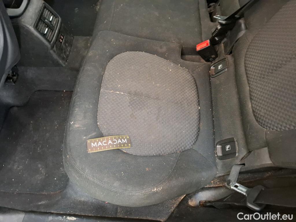  Bmw  X1 BMW  / 2019 / 5P / SUV sDrive16d Business Design #23