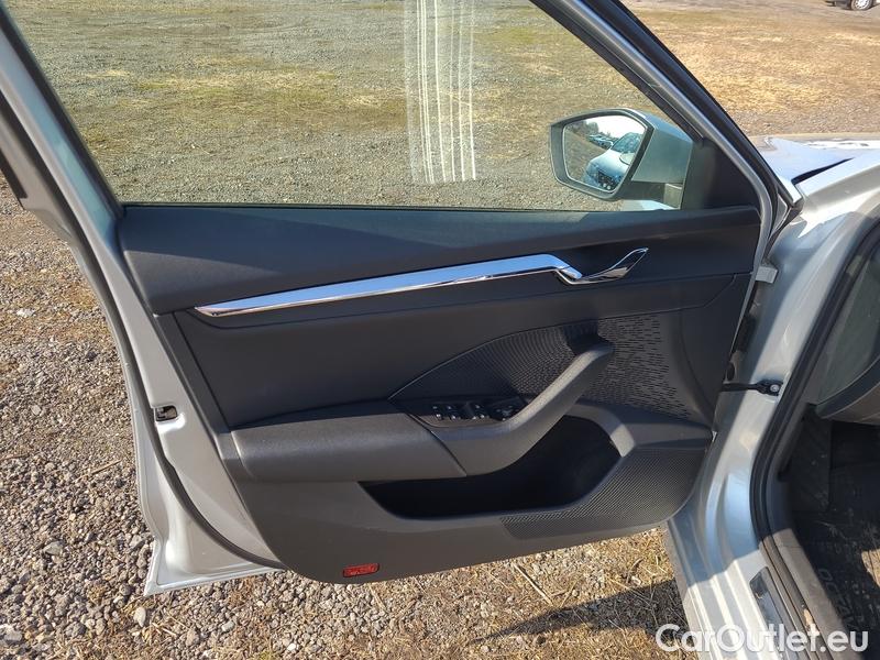  Skoda  Octavia  Combi (NX3)(2020) Oct.Combi 1.5TSI 110 Style #7